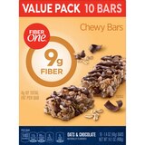 Fiber One Chewy Bars Value Pack, Oats & Chocolate, 10 ct, 14.1 oz, thumbnail image 2 of 3