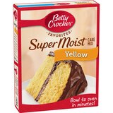 Betty Crocker Super Moist Yellow Cake Mix, 15.25 oz, thumbnail image 1 of 3