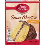 Betty Crocker Super Moist Yellow Cake Mix, 15.25 oz, thumbnail image 2 of 3