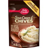 Betty Crocker Sour Cream & Chives Mashed Potatoes, 4.7 OZ, thumbnail image 2 of 3