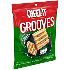 Cheez-It Grooves Sharp White Cheddar Cheese Crackers, 3.25 Oz , CVS