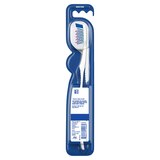 Oral-B CrossAction Deep Reach Manual Toothbrush, Medium Bristle, thumbnail image 5 of 10