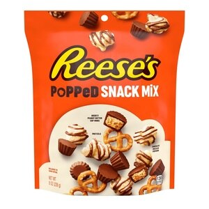 Reese's Popped Snack Mix, 8 OZ