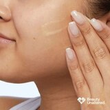 CeraVe Skin Renewing Retinol Face Cream Serum, Radiant Skin, 1 OZ, thumbnail image 3 of 11