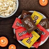 M&M'S Milk Chocolate, Peanut, and Peanut Butter Fun Size Halloween Candy Assortment, 9.9 oz, thumbnail image 4 of 11