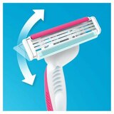 Gillette Venus Simply3 3-Blade Disposable Razors, thumbnail image 3 of 6