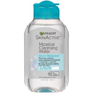 Garnier SkinActive - Agua micelar de limpieza para maquillaje resistente al agua