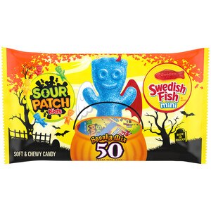 SOUR PATCH KIDS & SWEDISH FISH Mini Halloween Candy Variety Pack, (50 Trick or Treat Bags)