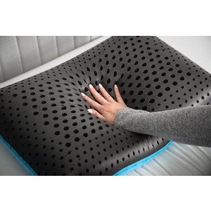 Carbonice Pillow - Almohada refrescante con protección antibacteriana, 7 en 1